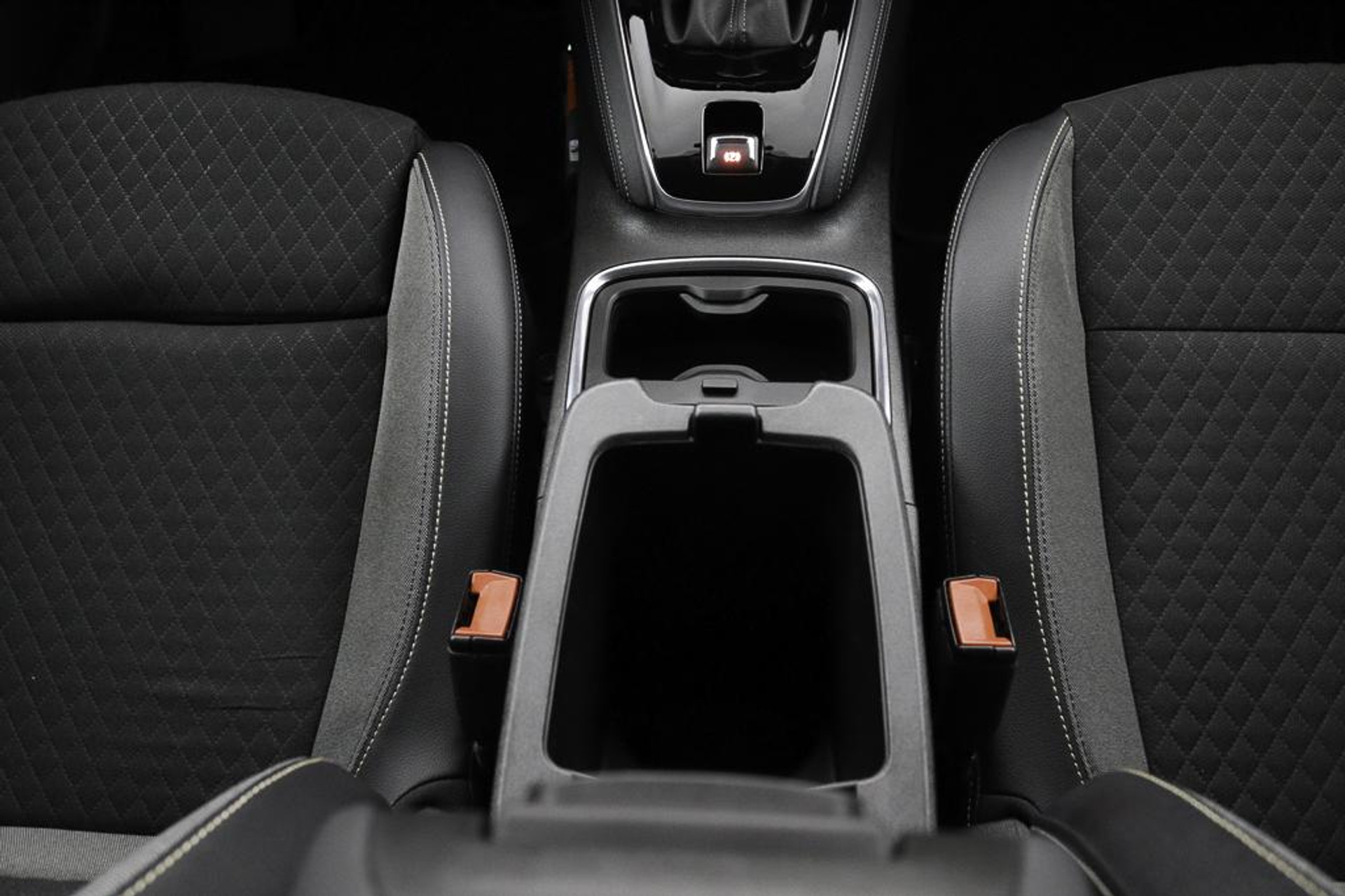 Opel Grandland X 1.2 Turbo*CARPLAY*AUTOMAAT*HAAK*CRUISE*KEYLESS-GO*